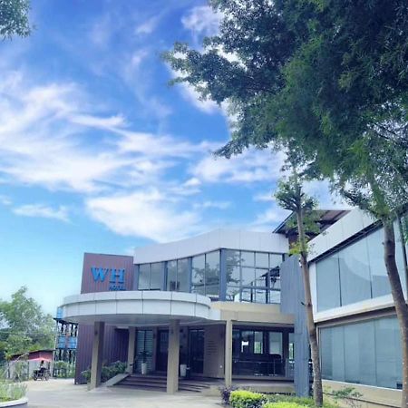 Wh Hotel & Service Apartment Thanlyin Экстерьер фото