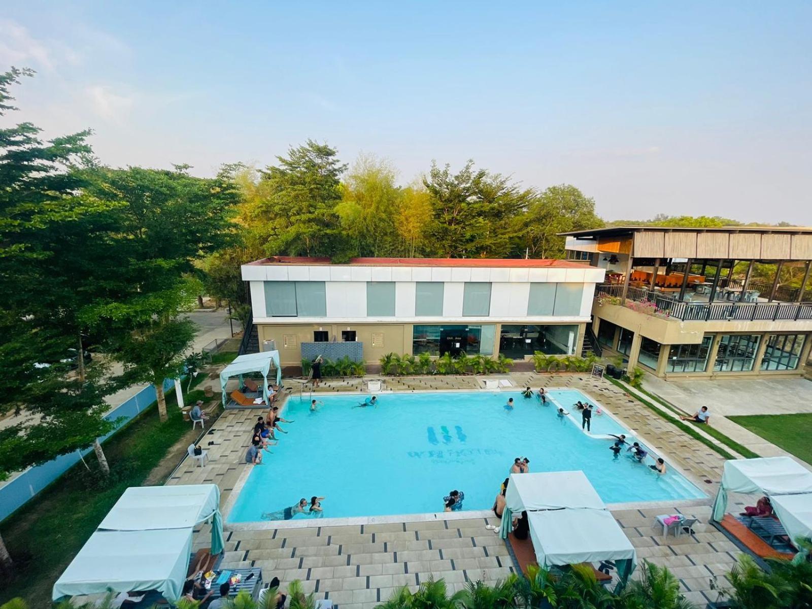 Wh Hotel & Service Apartment Thanlyin Экстерьер фото