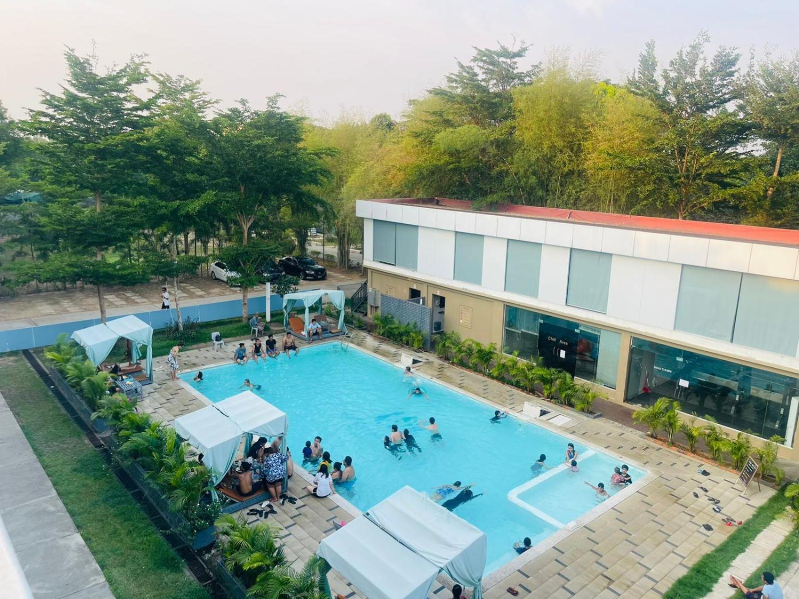Wh Hotel & Service Apartment Thanlyin Экстерьер фото